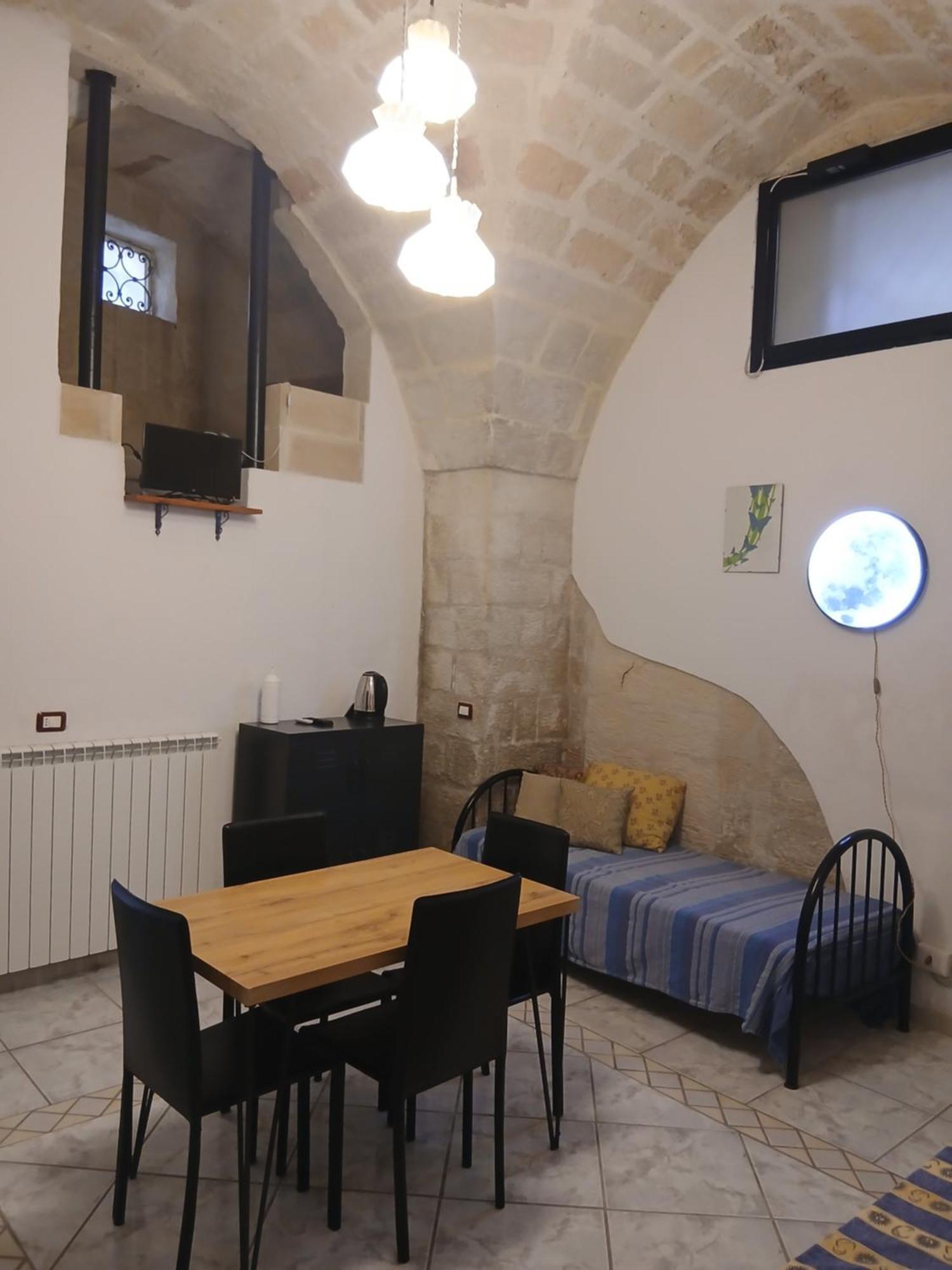 לצ'ה Vico Del Sole B&B מראה חיצוני תמונה